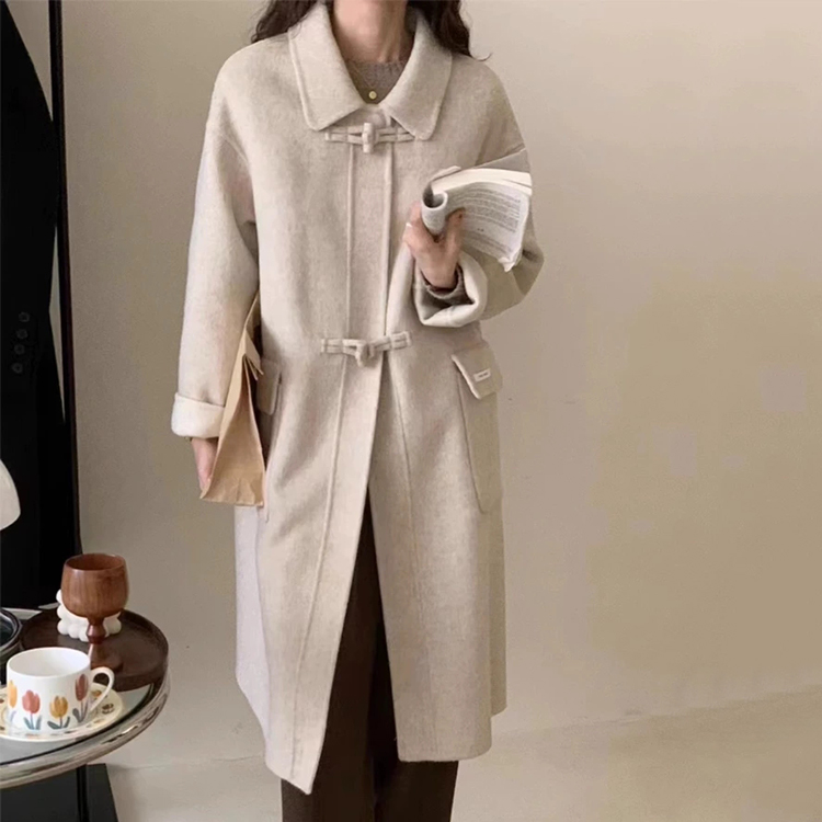 [ONN/ [CT124] 핸드메이드 울 떡볶이 롱 코트 - 소재 / 부드러운 코트 /넉넉한 사이즈/체형커버/세련된/여성코트