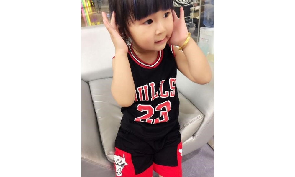 [DOO]37123827 나시 농구 상하세트 유아 아동 운동복 남 녀 공용 의류 체육복 나시+바지 세트 제품