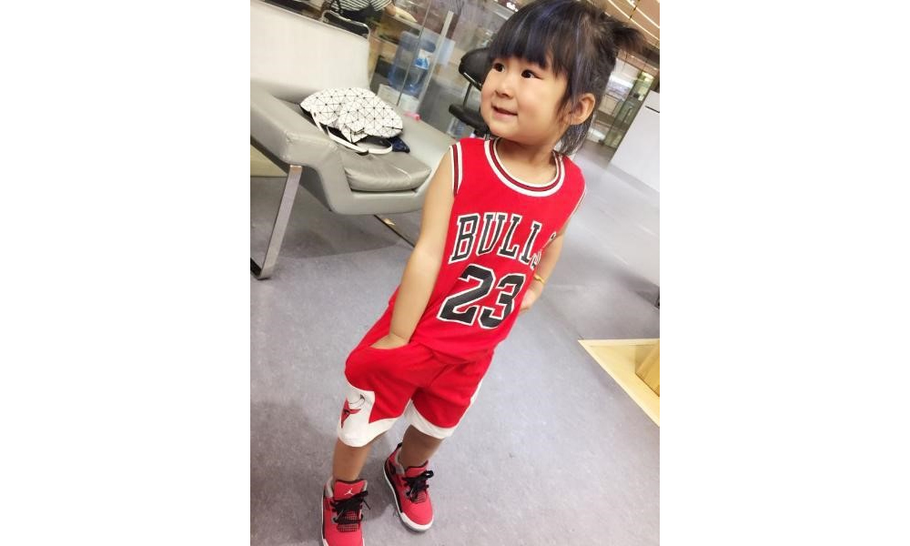 [DOO]37123827 나시 농구 상하세트 유아 아동 운동복 남 녀 공용 의류 체육복 나시+바지 세트 제품