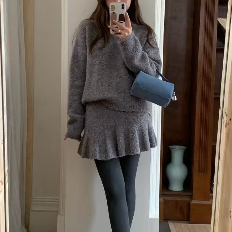 ONN [SET351] 브이넥 니트 부클 루즈핏 니트 미니 스커트 투피스/세트제품