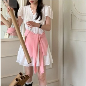 [ONN][OPS1468]힙 덮히는 플라워 펀칭 반팔 미니 원피스 레이어드 퍼프 반팔 플레어 밑단 아이보리색